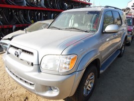 2007 Toyota Sequoia SR5 Silver 4.7L AT 4WD